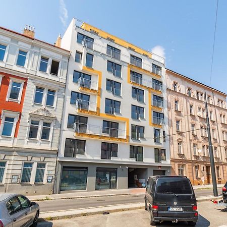 Brand New Studio Apartment # 42 In Brand New Building With Free Parking In The Center Prague Extérieur photo