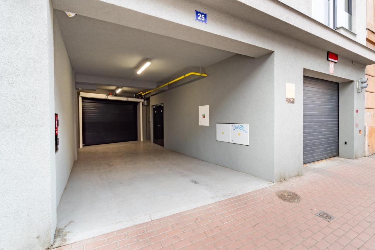 Brand New Studio Apartment # 42 In Brand New Building With Free Parking In The Center Prague Extérieur photo